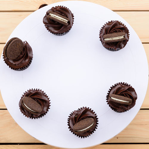 6 Chocolate Fudge Cupcakes | Buy Desserts in Dubai UAE | Gifts